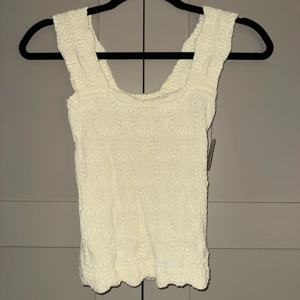 NWT Free People Top - Picture 2 of 4